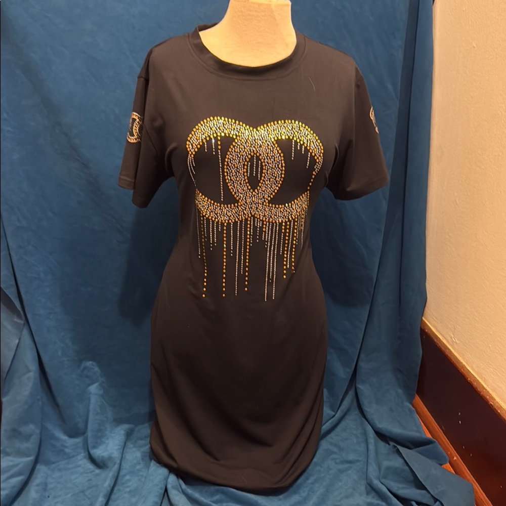 NWT night gown Black Dress with Gold Embellishments. 
Size L. Poc…